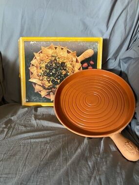 Cantina Nonstick Nacho Skillet - Brown